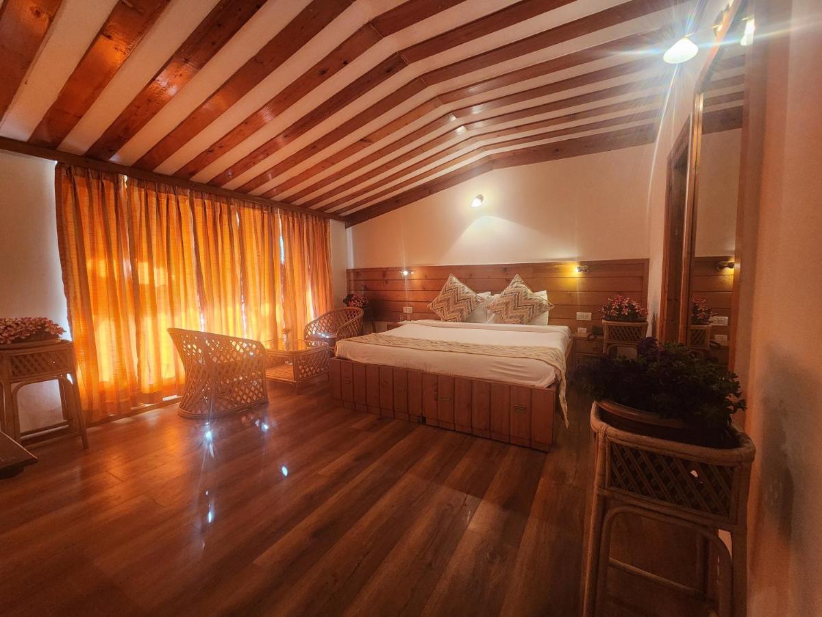 The Chalets Naldehra Shimla Exterior photo